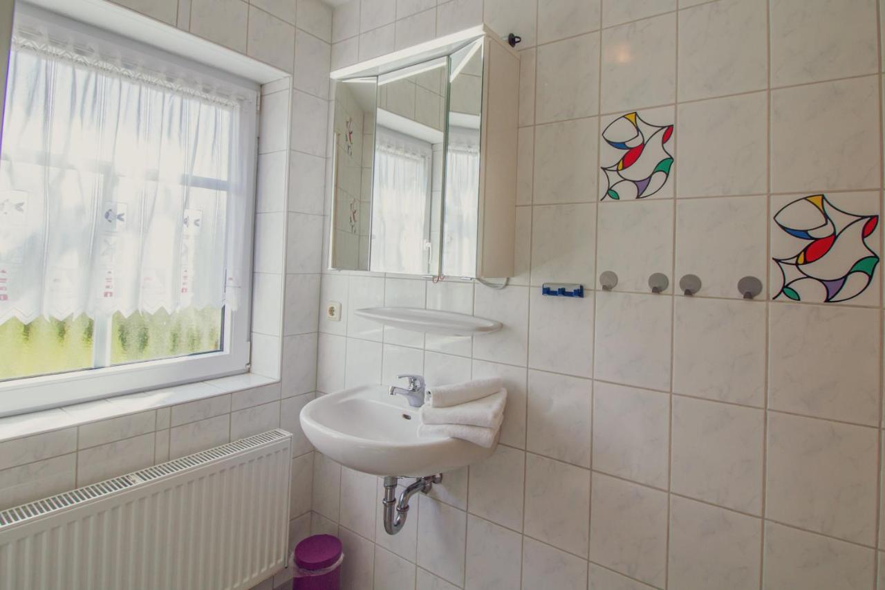 Haus Leuchtturm - Ebbe Apartment Krummhorn Bagian luar foto